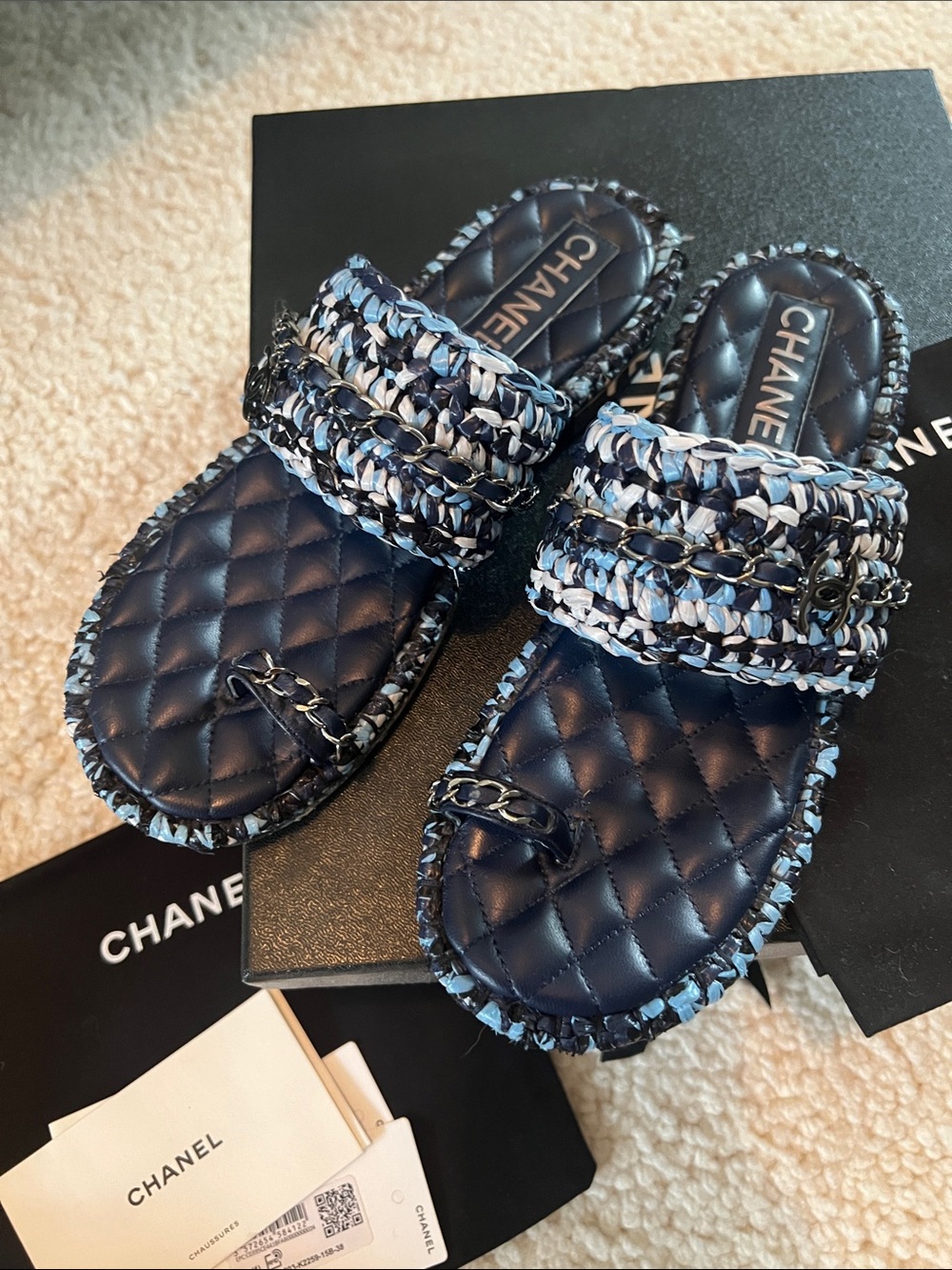 CHANEL rare shades of blue raffia sandal size 38 CC logo details